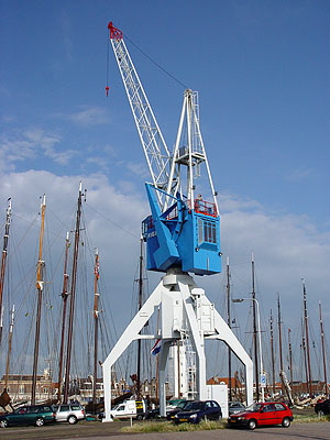 The harbour crane in all its glory